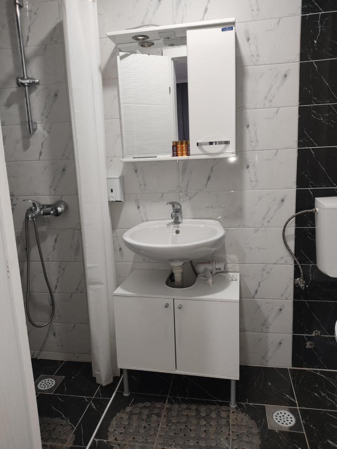 Madox Apartment Ohrid Ngoại thất bức ảnh