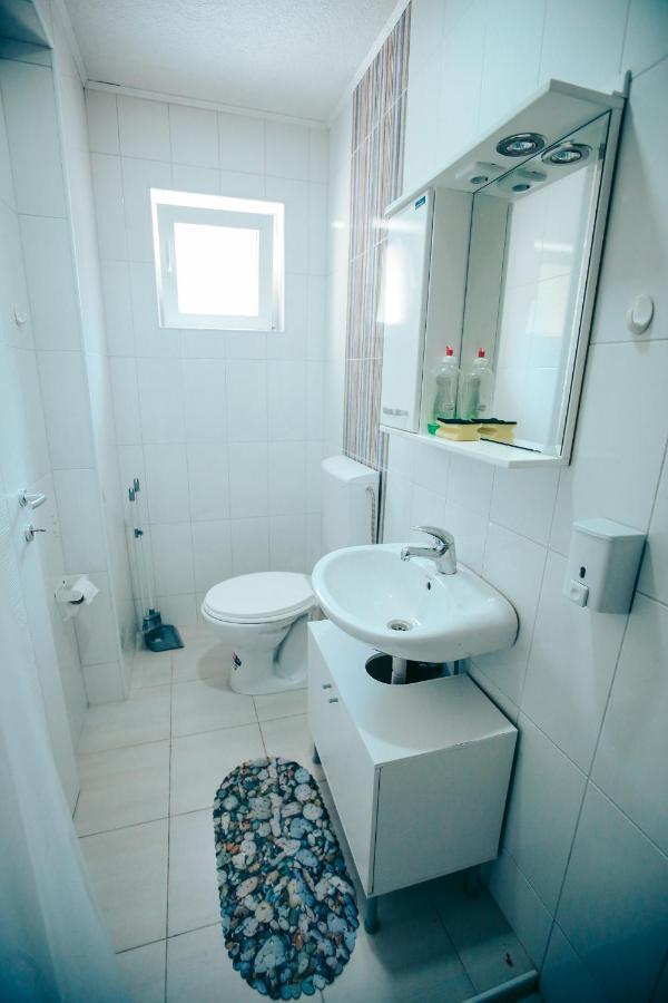 Madox Apartment Ohrid Ngoại thất bức ảnh